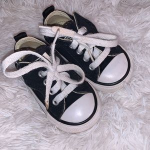 🖤BABY CONVERSE CHUCK TAYLOR ALL STARS SNEAKERS 🖤